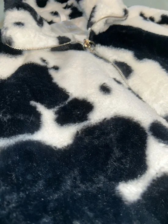 Women’s Black & White Faux Fur Cow Print Jacket - Picture 5 of 9